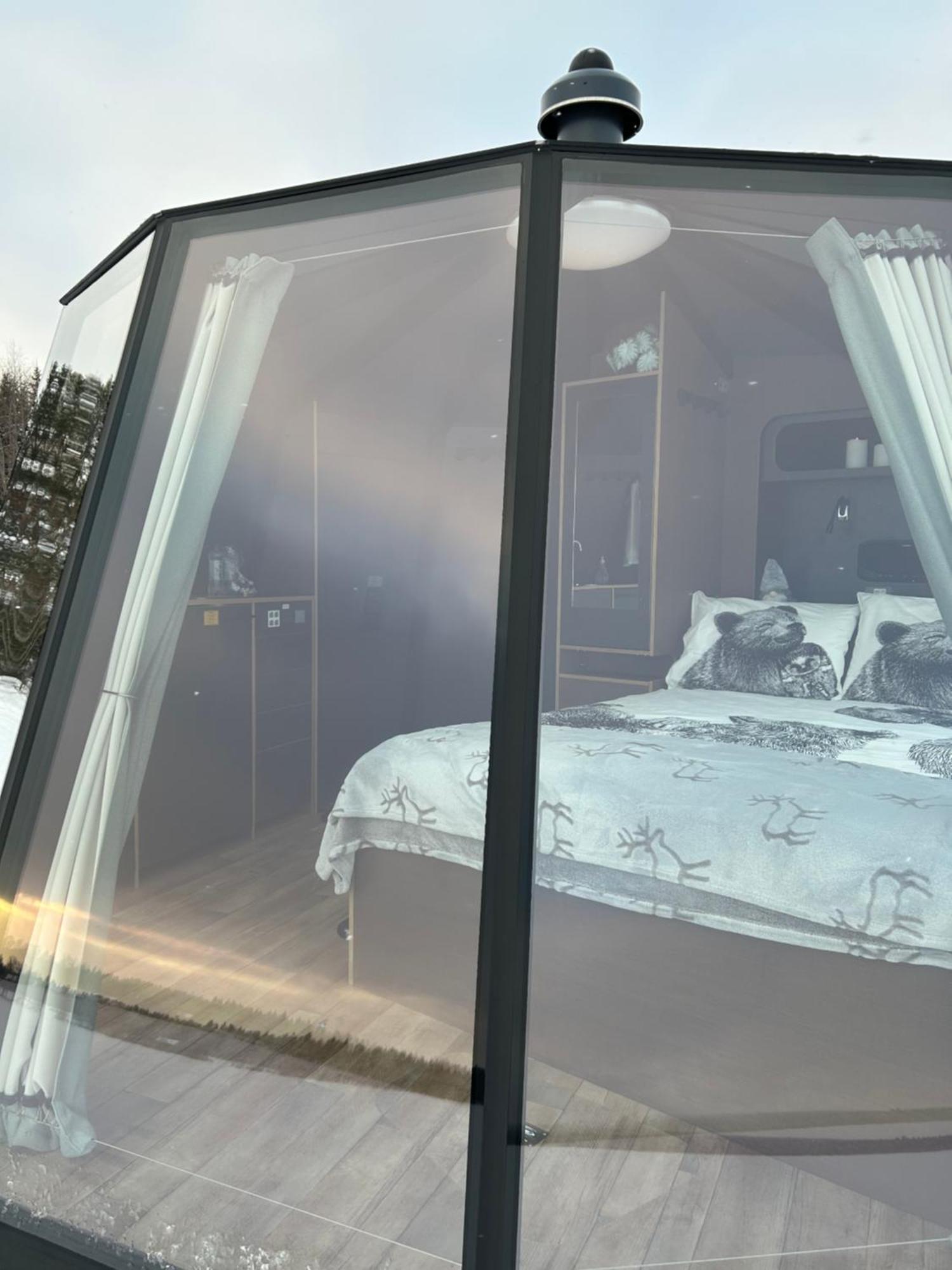 Vikajaervi Lake View Experience Igloos Рованіемі Екстер'єр фото